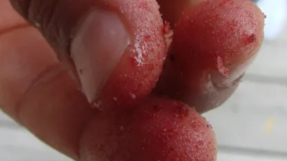 How greasy are your fingers?