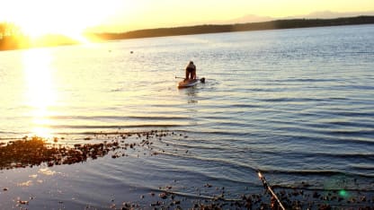 How about a morning paddleboard sesh for relaxation?