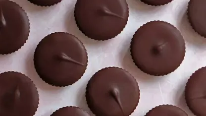 12-Pack: Unreal Dark Chocolate Peanut Butter Cups With Crispy Quinoa (96 cups)