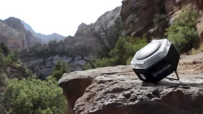 Hybridlight HEX Bluetooth Speaker, FM Radio, Lantern, Flashlight & Charger