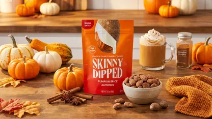 10-Pack: SkinnyDipped Almonds