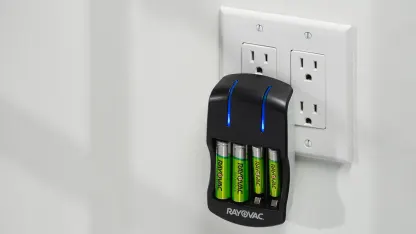 Rayovac Rechargeable Battery Set (4 AA, 4 AAA, Charge Station)