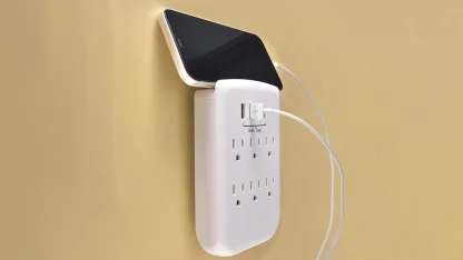 4-Pack: Clear Power 6-Outlet Wall-tap with 3 USB-A and 1 USB-C