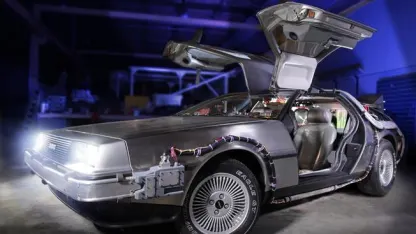 Any BTTF/Delorean fans in SoCal?