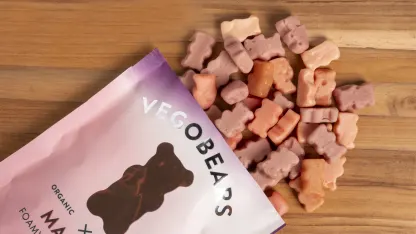 10-Pack: VegoBears Organic Malibu Gummy Bears (3.5oz)