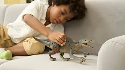 Smithsonian by Odyssey Toys Spinosaurus with Remote Control