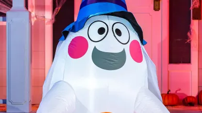 JoieDomi Inflatable Ghost With Pumpkin Candy Basket With LED Lights (5' Tall)