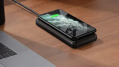 Anker PowerCore III Sense 10,000 mAh Power Bank (Wireless, USB-C, USB-A)