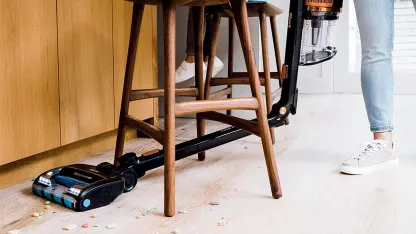 Shark Cordless Stick Vacuum With DuoClean Power Fins and Self-Cleaning Brushroll