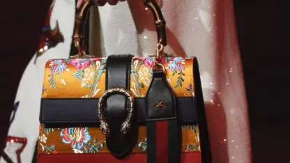 Anyone know which brick-and-mortar store(s) sell messenger bags?