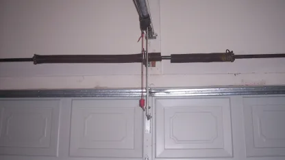 Inspire 1 vs garage door, garage door won