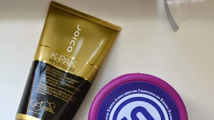 Anyone besides me notice that f00l stars every single post?