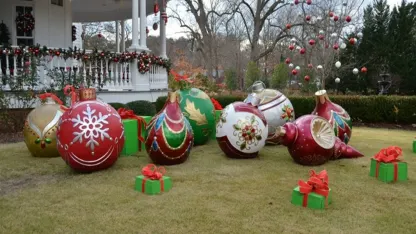 Christmas  lawn decorations