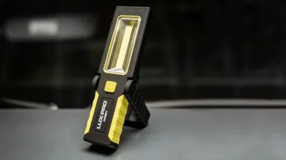 2-Pack: LUX-PRO 200-Lumen Broadbeam LED Magnetic Work Light Flashlight