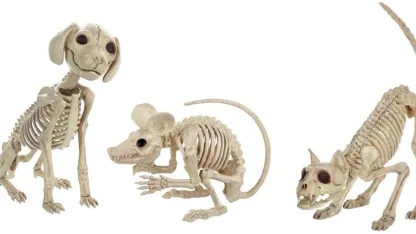 Spooky Goat day twenty-three! SPOOKY PAREIDOLIA!