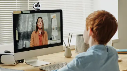 Letscom 1080p Webcam with 3 Levels of Light and Privacy Cover