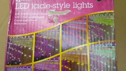 Can anybody find these lights?