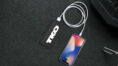 TKO 10,000mAh Portable Battery Charger