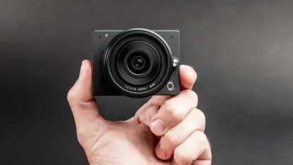 4K Micro 4/3 cam in GoPro format on Kickstarter