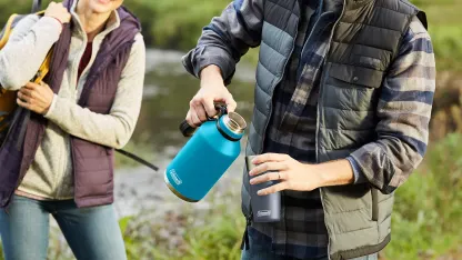 Coleman Stainless Steel Vacuum-Insulated 64oz Growler