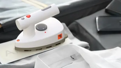 Sharper Image Steam Iron with Dual Voltage for Travel