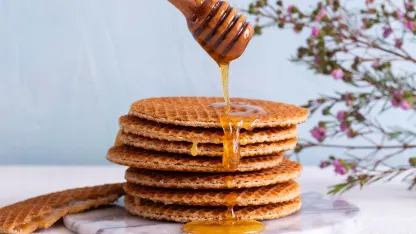 64-Pack: Daelmans Jumbo Stroopwafels (Chocolate-Caramel and/or Honey)