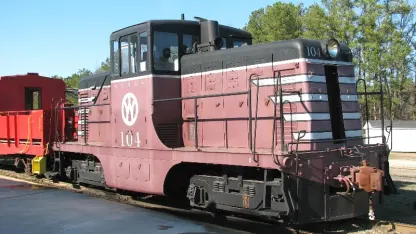 Diesel of the Day 7/11: GE 44-Ton