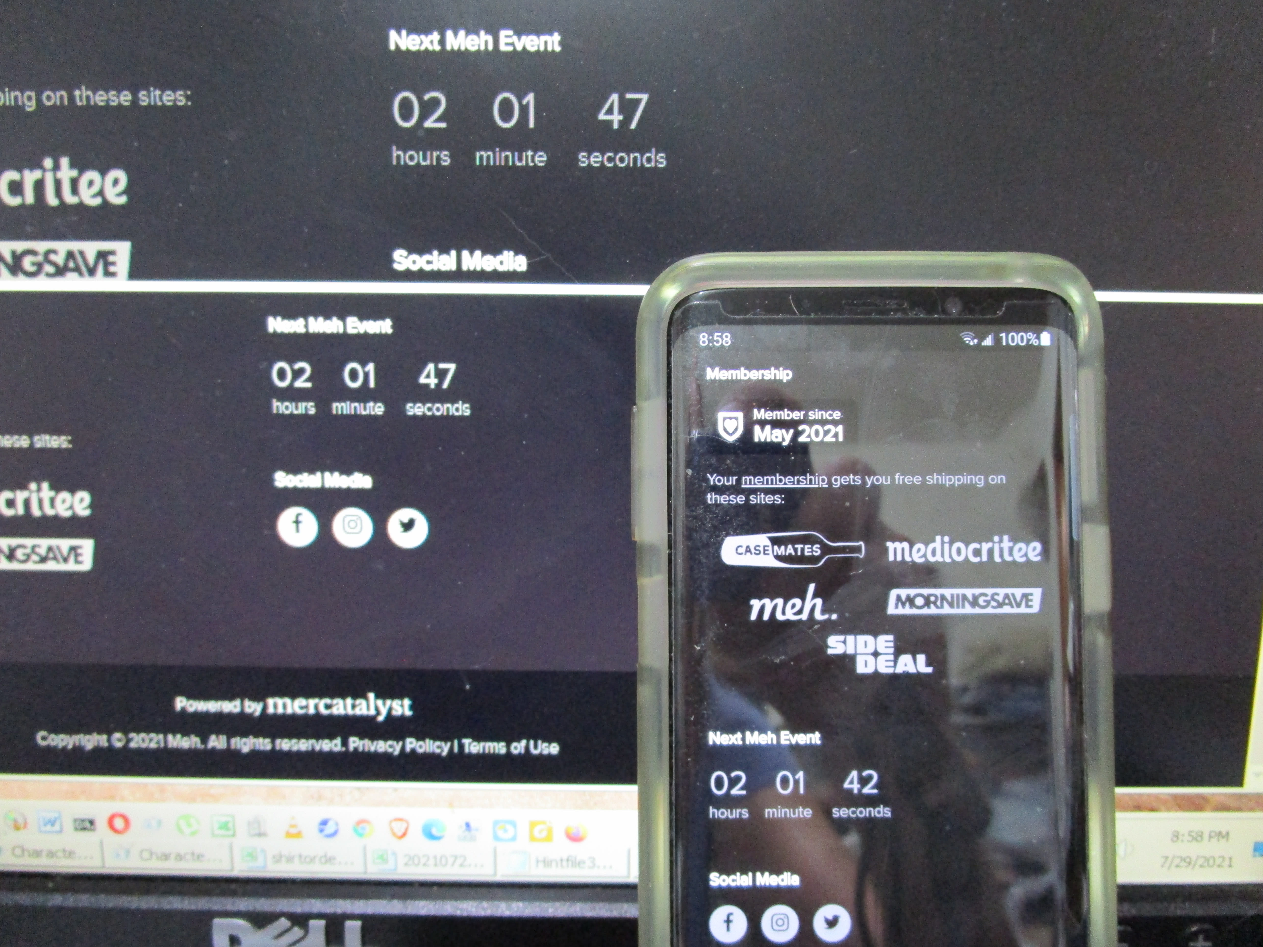 Two browsers and a phone, two different times to the end of the event...