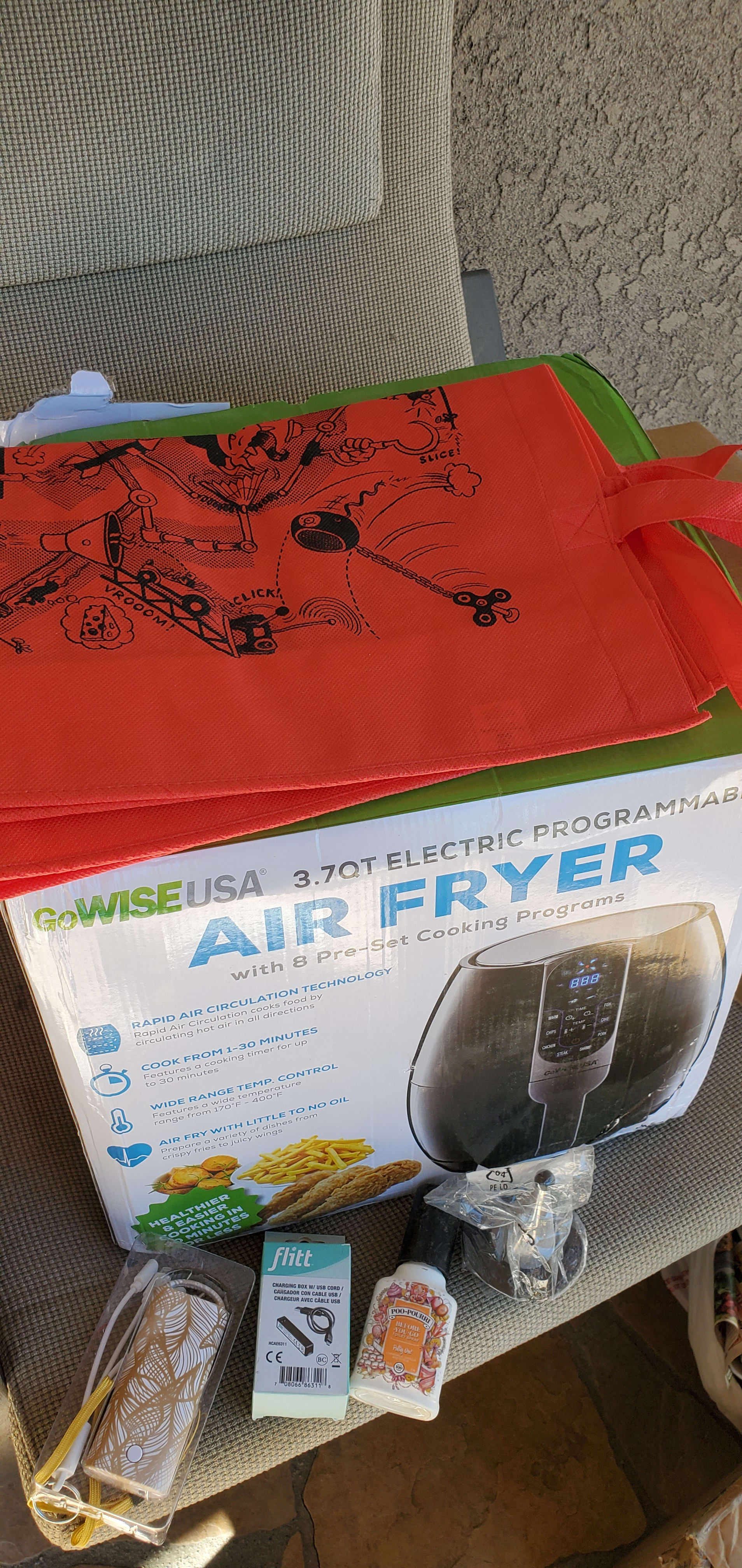 I am pleasantly surprised at my haul this time! I usually don't post my stuff, cause it has been basically the same things as everyone else, but it seems like this Mehrathon has been generally better than the previous (who knows how long). I got a super dusty probably used or reconditioned air fryer (turns on, but have tried it yet) poo~pouring, flitt charger, 4,000 mAh Keychain battery charger,  and tac accessory. My faith in Meh has been partially restored