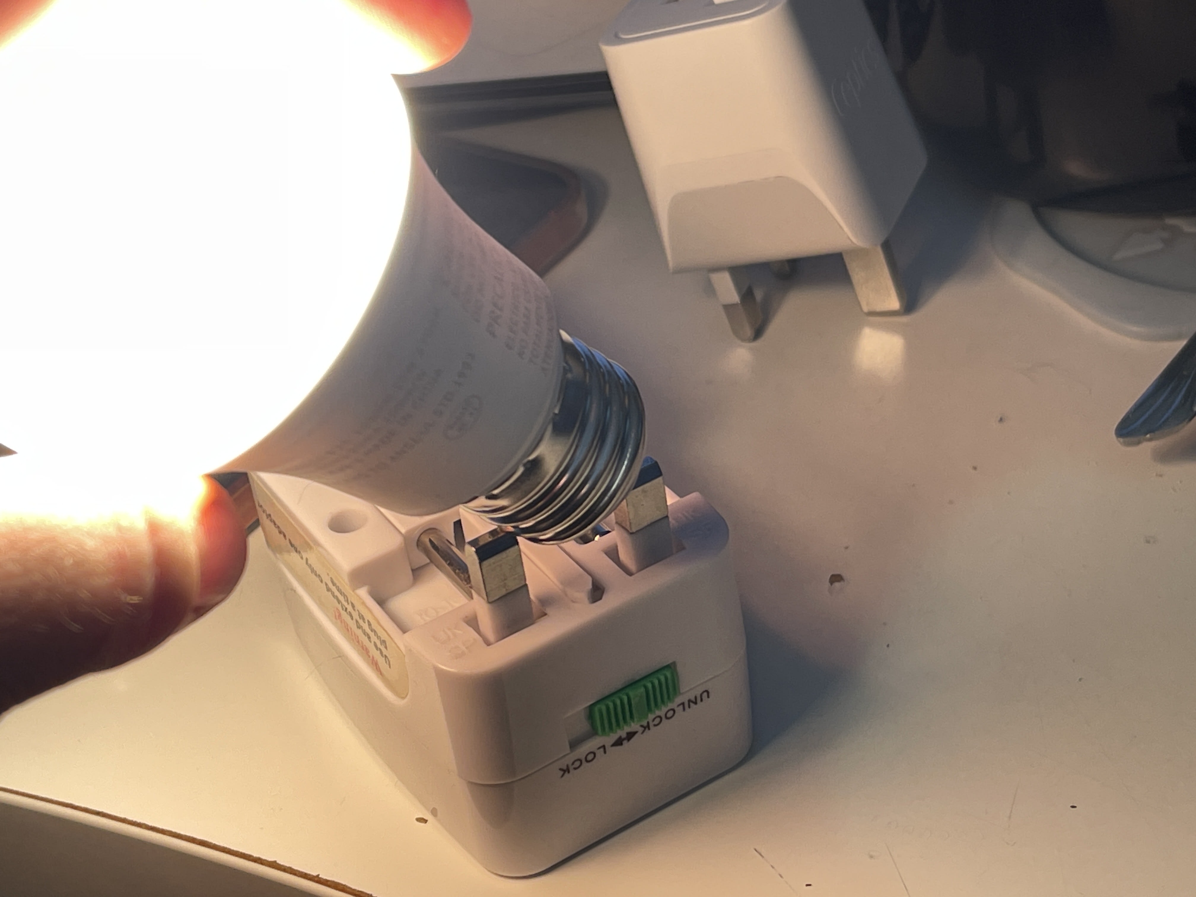 connect lightbulbs across them