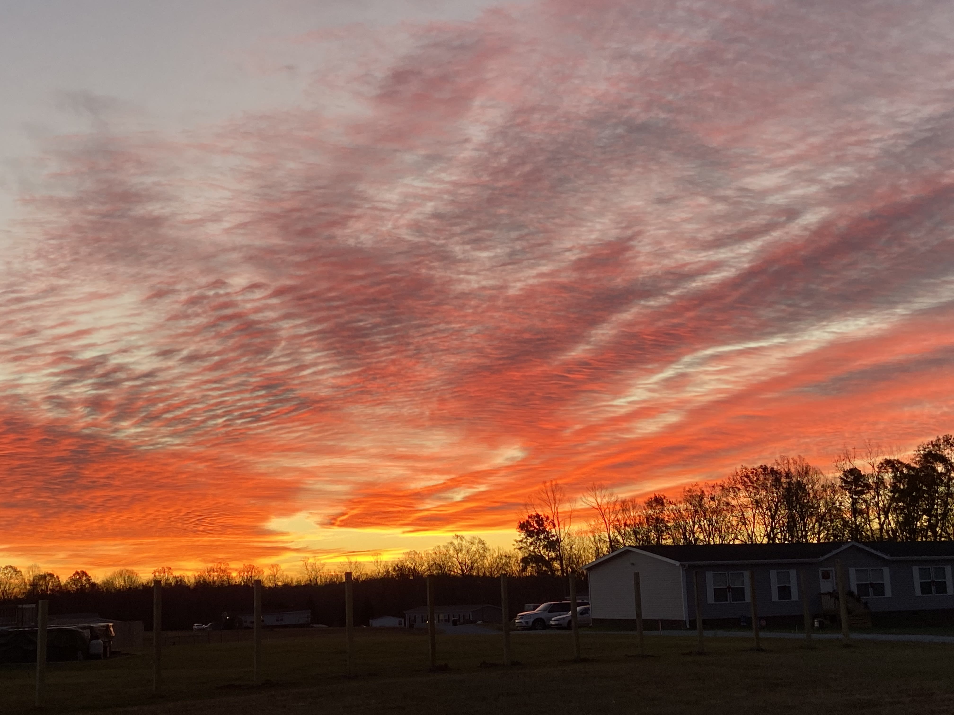 well I get great sunrise pics not sunset