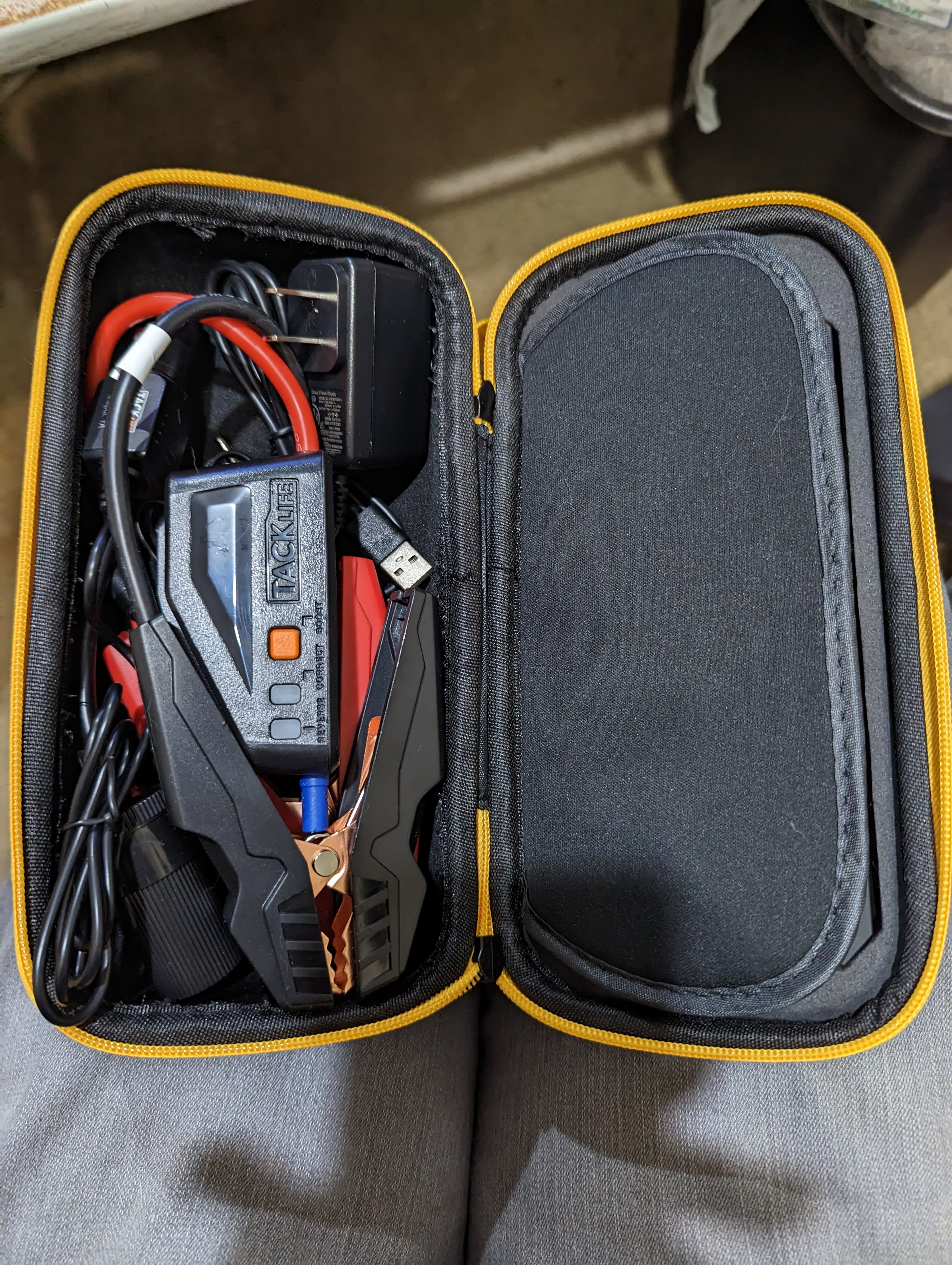 Photo of kit with netting partition removed