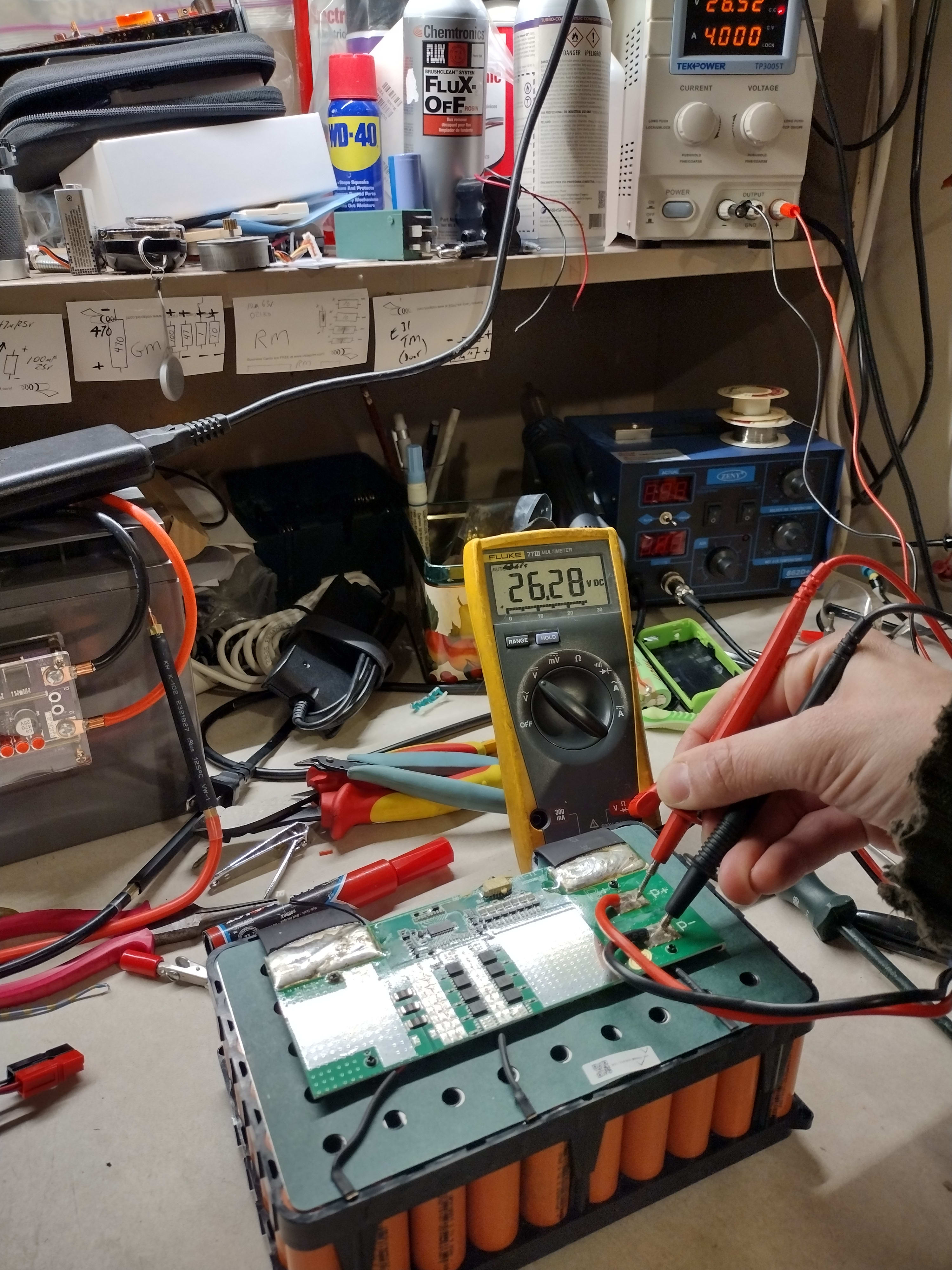 Puleida battery disassembly