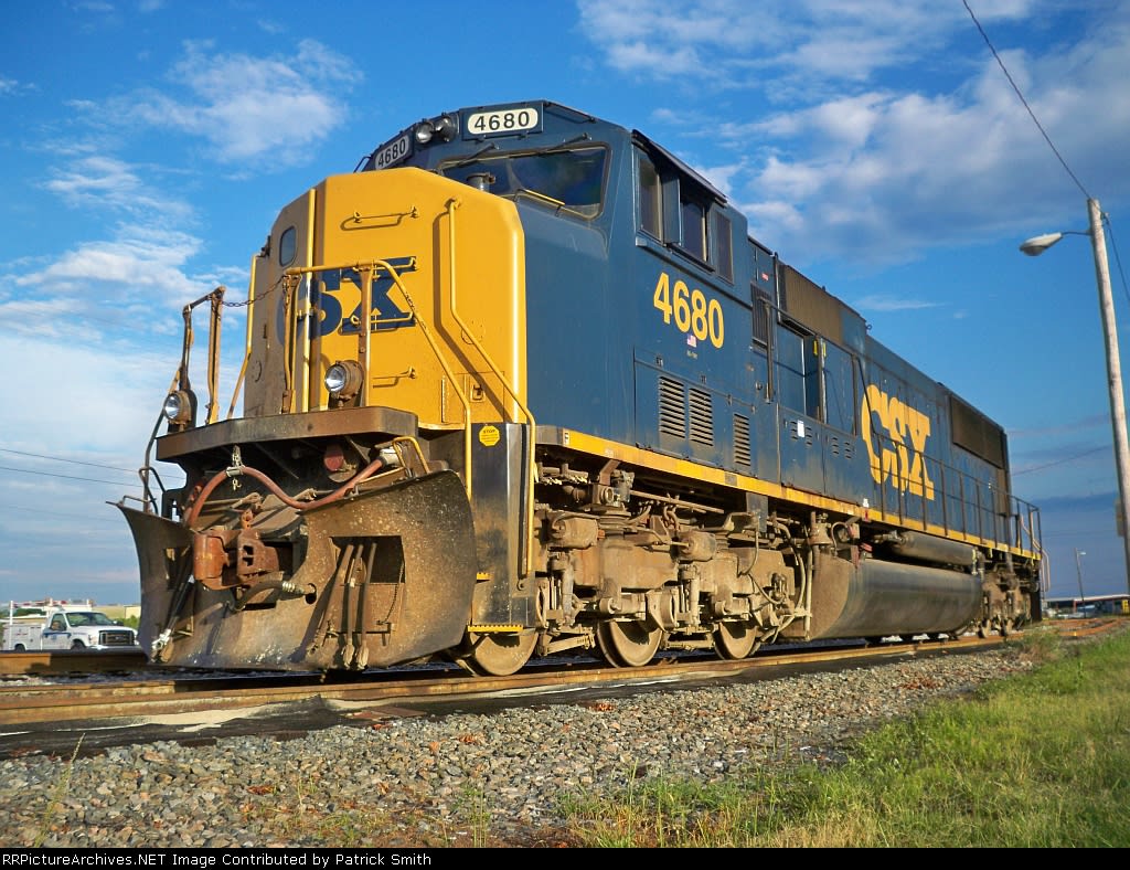 CSX SD70M 4680