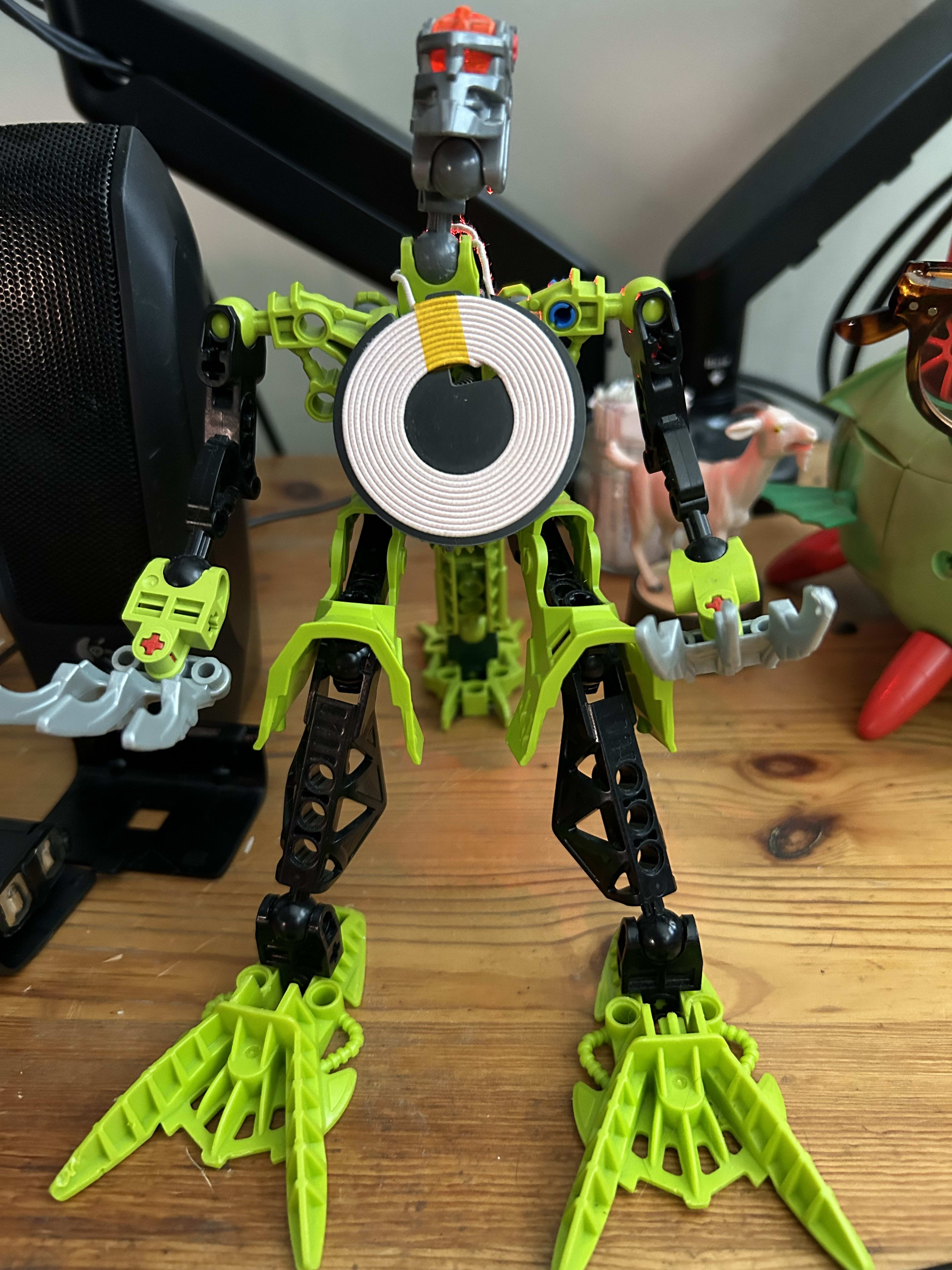 Bionicle phone dock