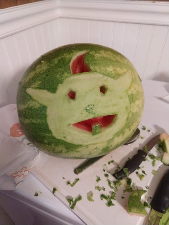 Post Melon Watermelon Carving Contest