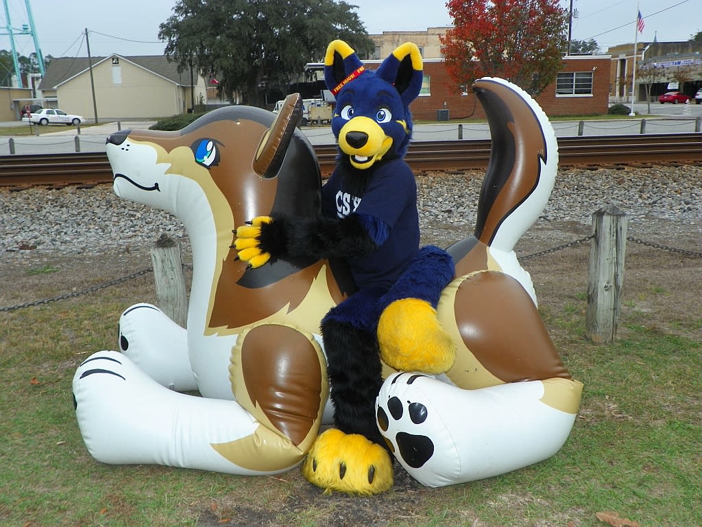 Me wearing Mac riding Fenris in Folkston, GA