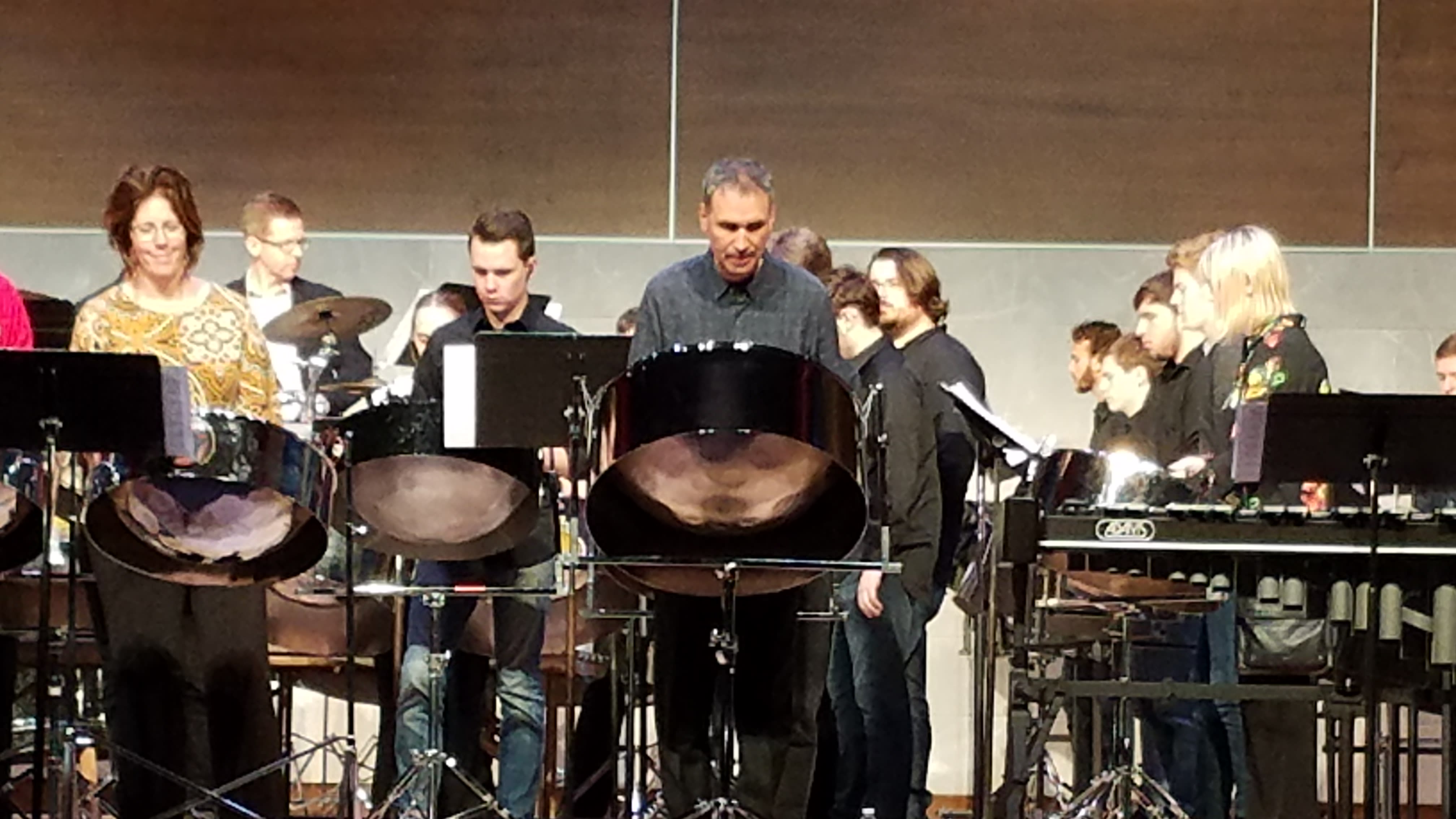 featured artist Tom Miller