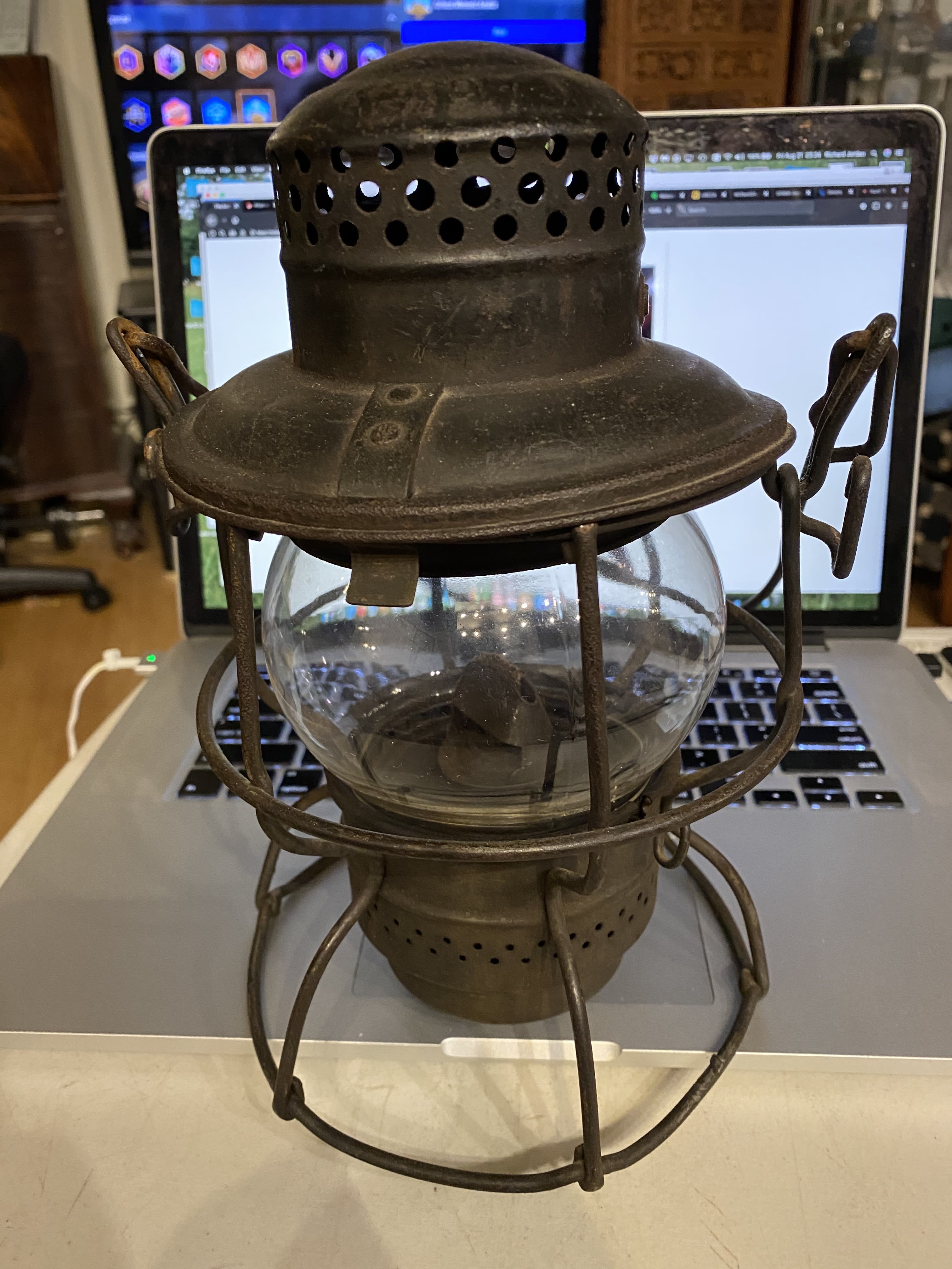 Railroad lantern