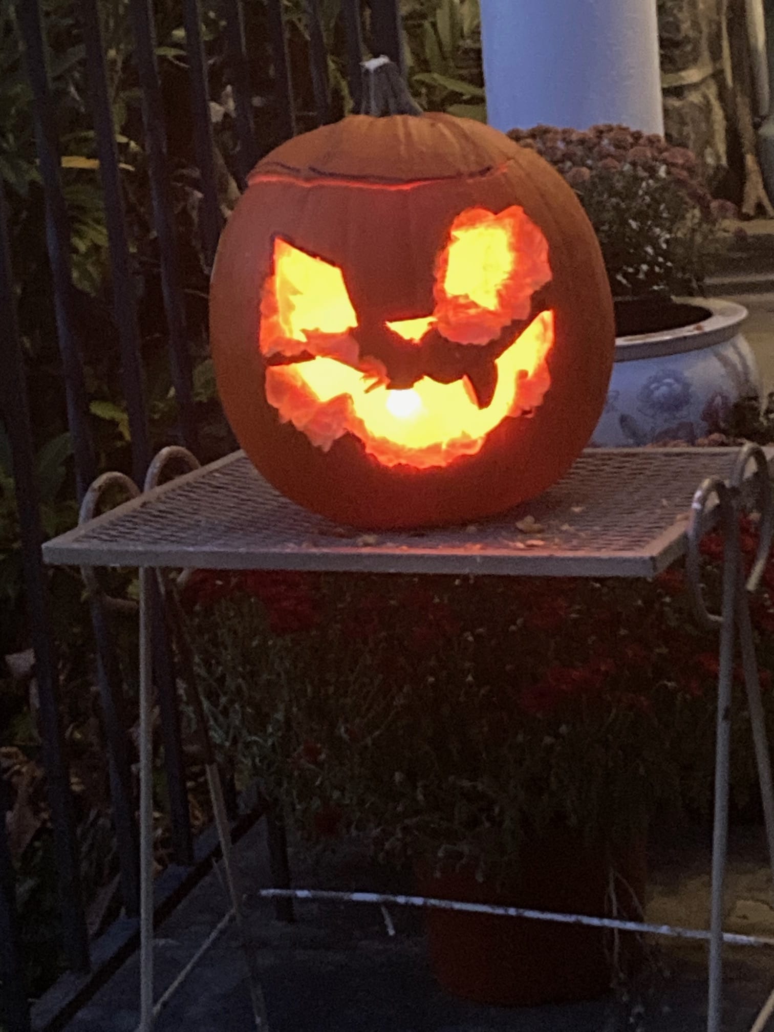 squirrel-carved pumpkin
