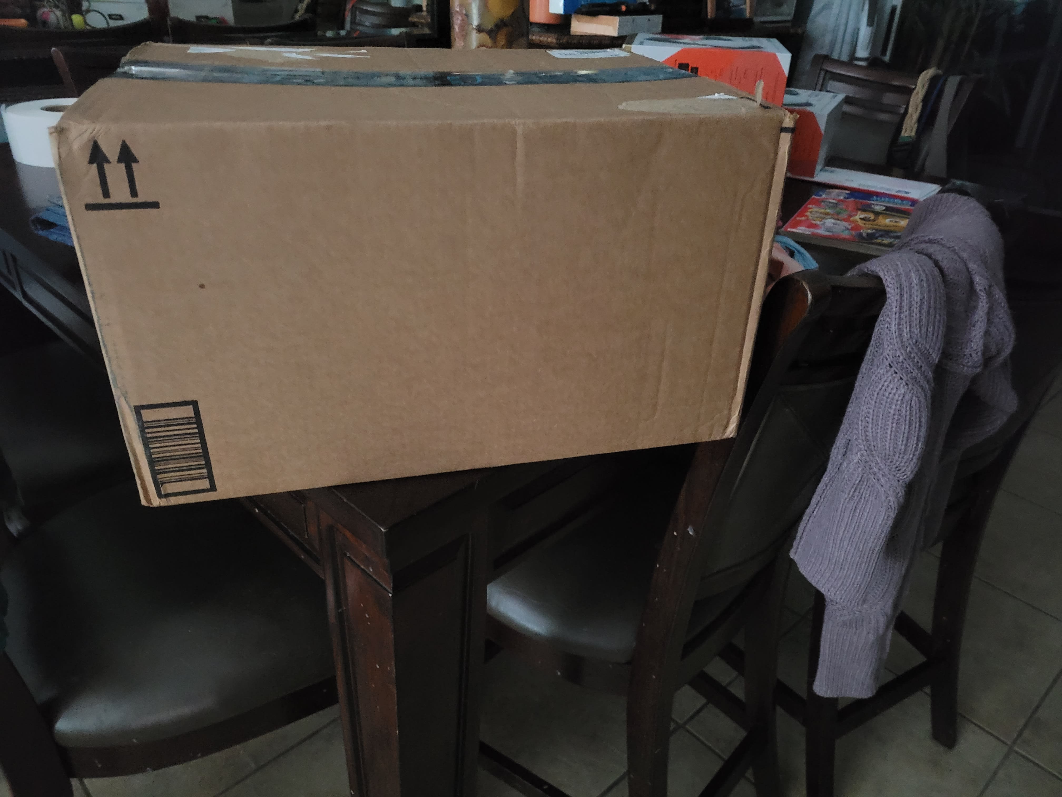   Eye did not procrastinate! 12.5lb box hopefully set to depart tomorrow. Wonder what is inside do you not.