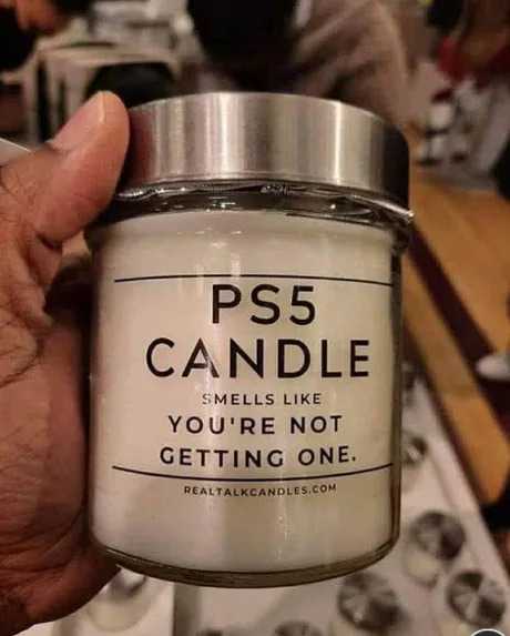 PS5 Candle