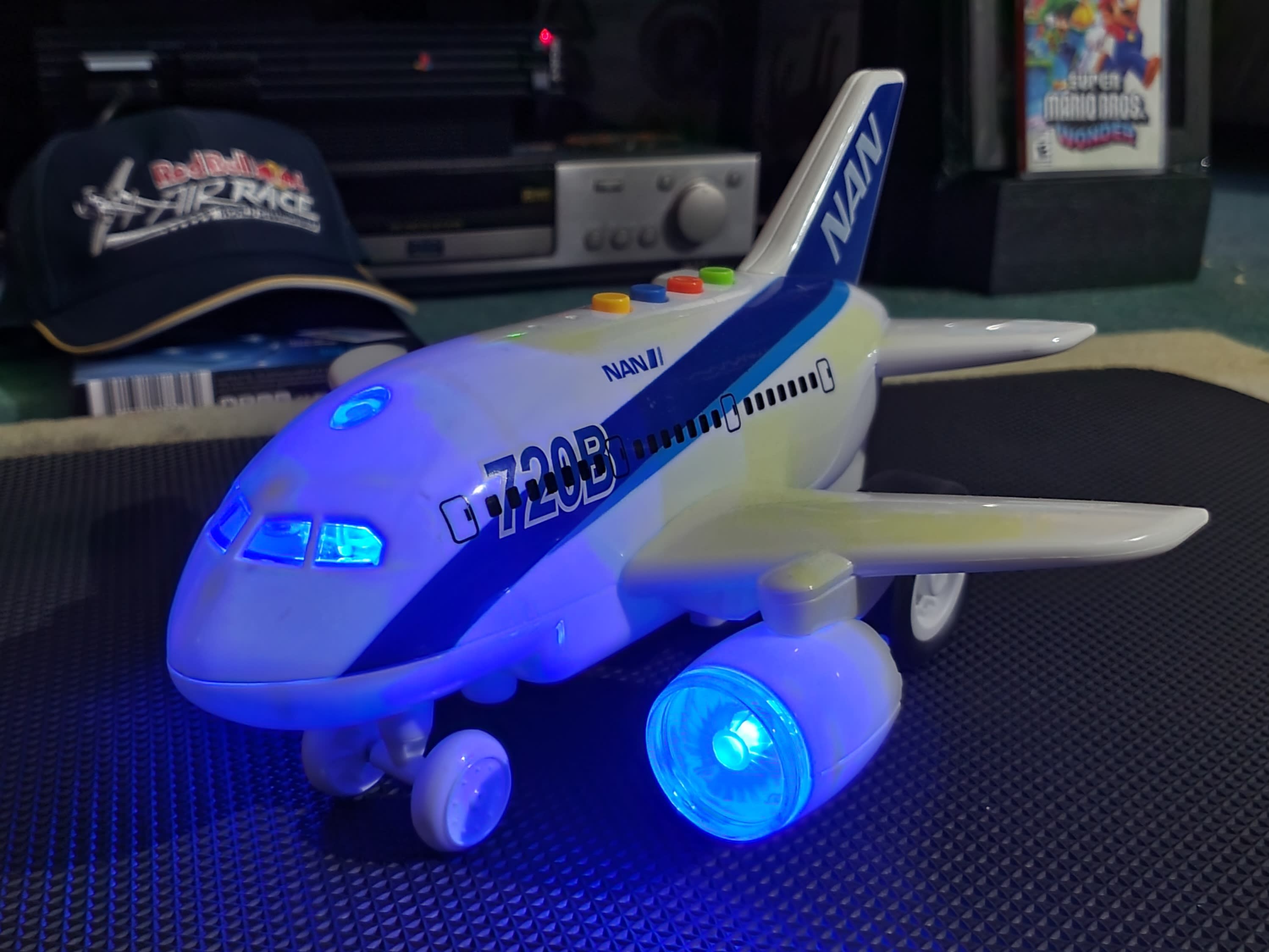 Lights up and makes engine sounds and airline announcements, too!