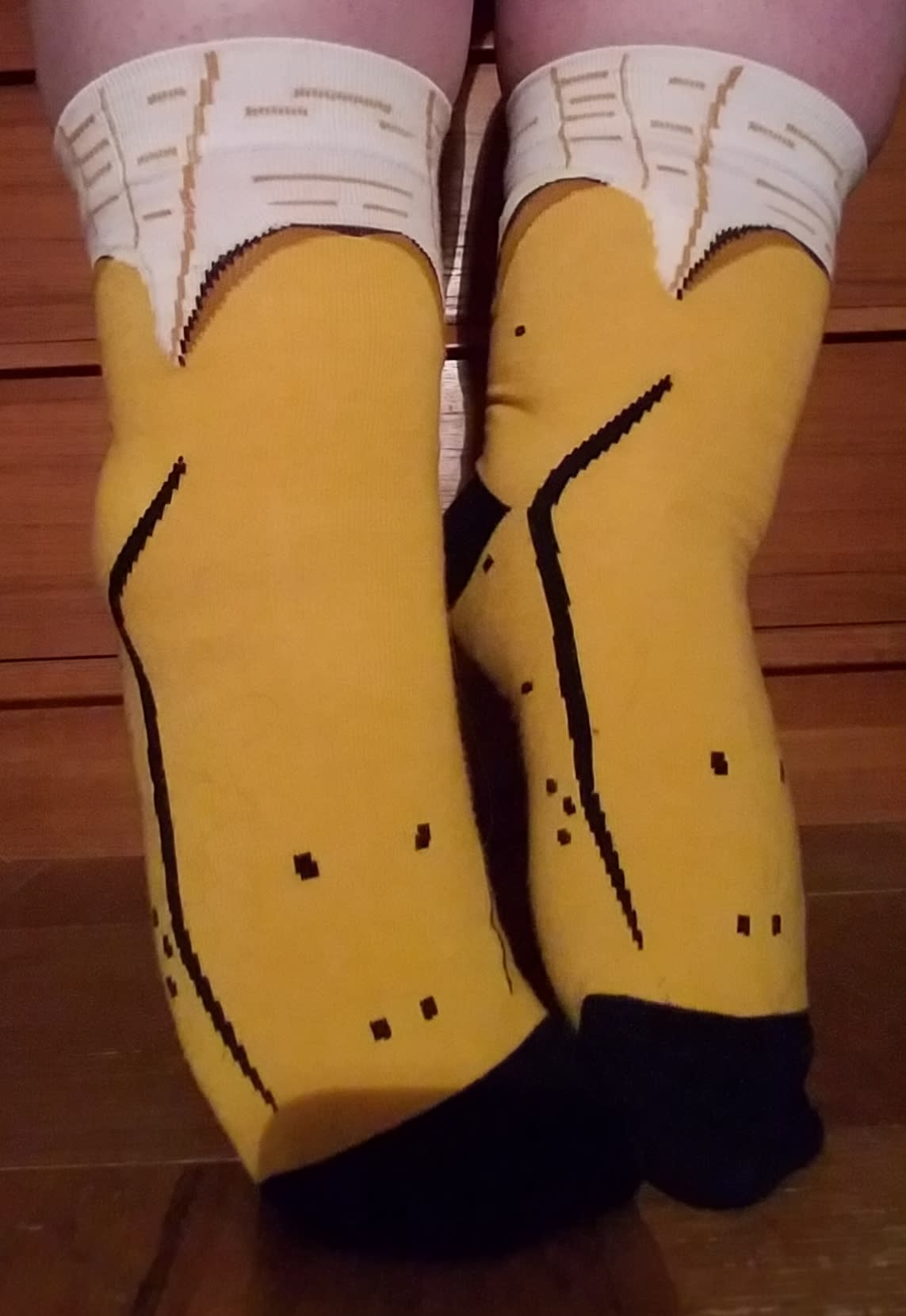 banana socks