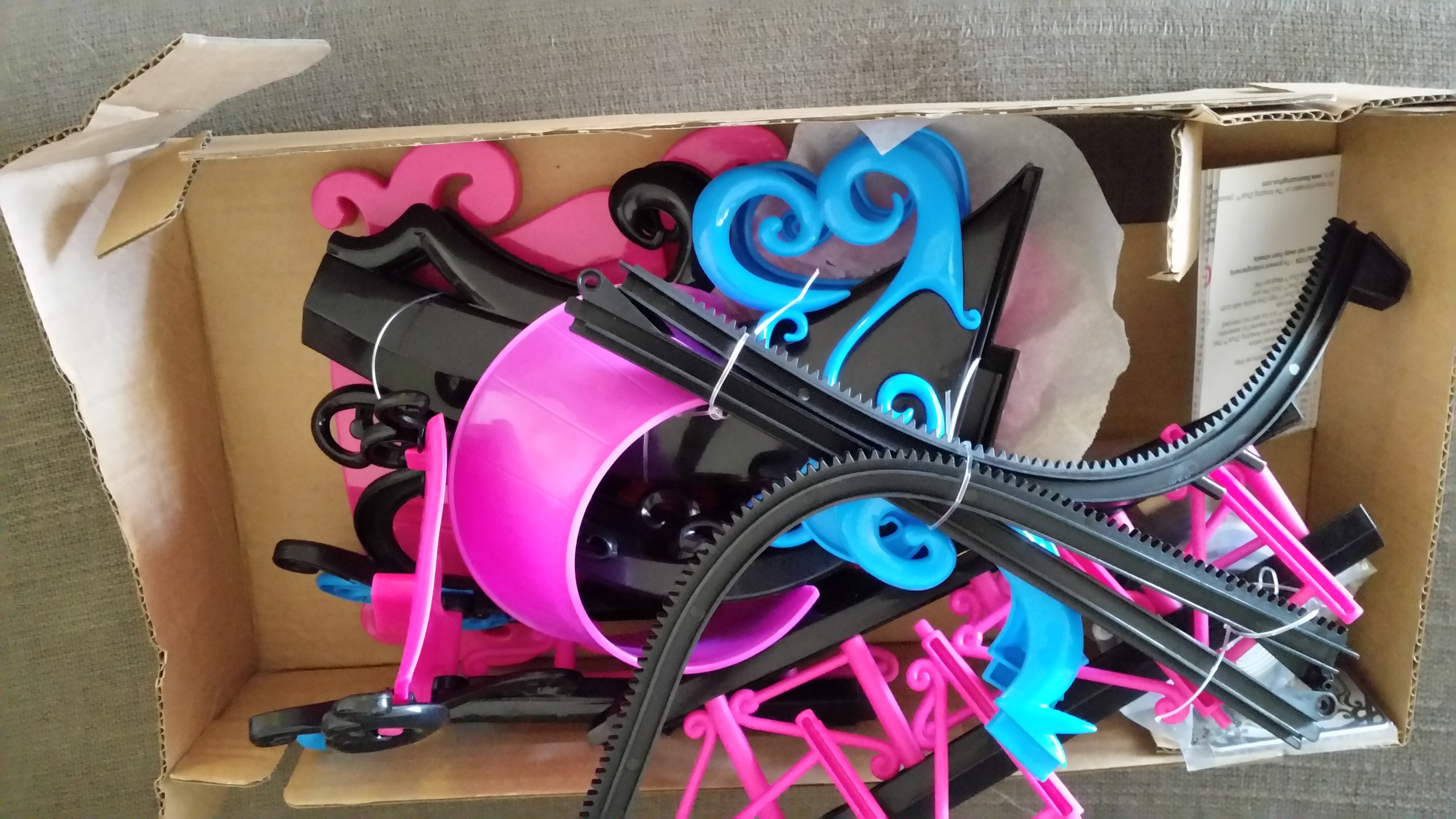 Yup, no pet. But what a wonderfully colorfully mess of useless plastic!