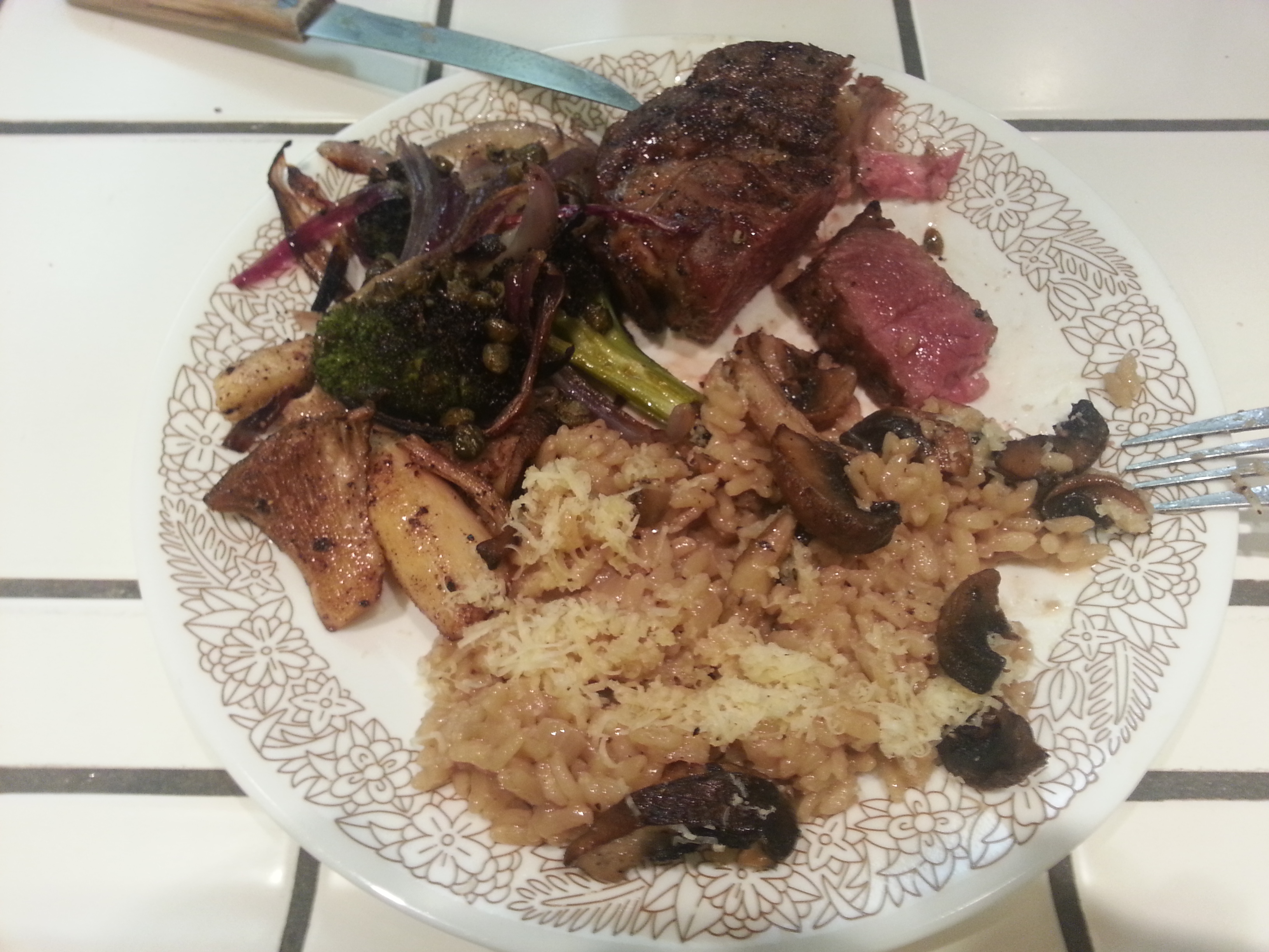 Photo kinda sucks, supper didn't.The Ardente is still hanging in there, but neigh time to drink up.