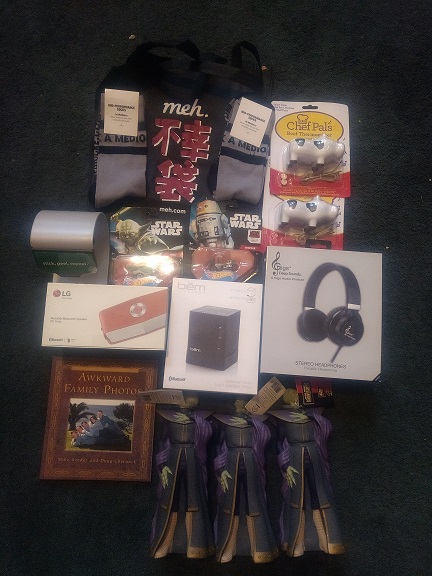 fukobukuro bagLG bluetooth speaker3x Star Wars Prince Xizor statues2 Star Wars toy2 cow temp sensorstablet holderstereo headphonesBEM bluetooth speakerawkward family photos2 pair socks