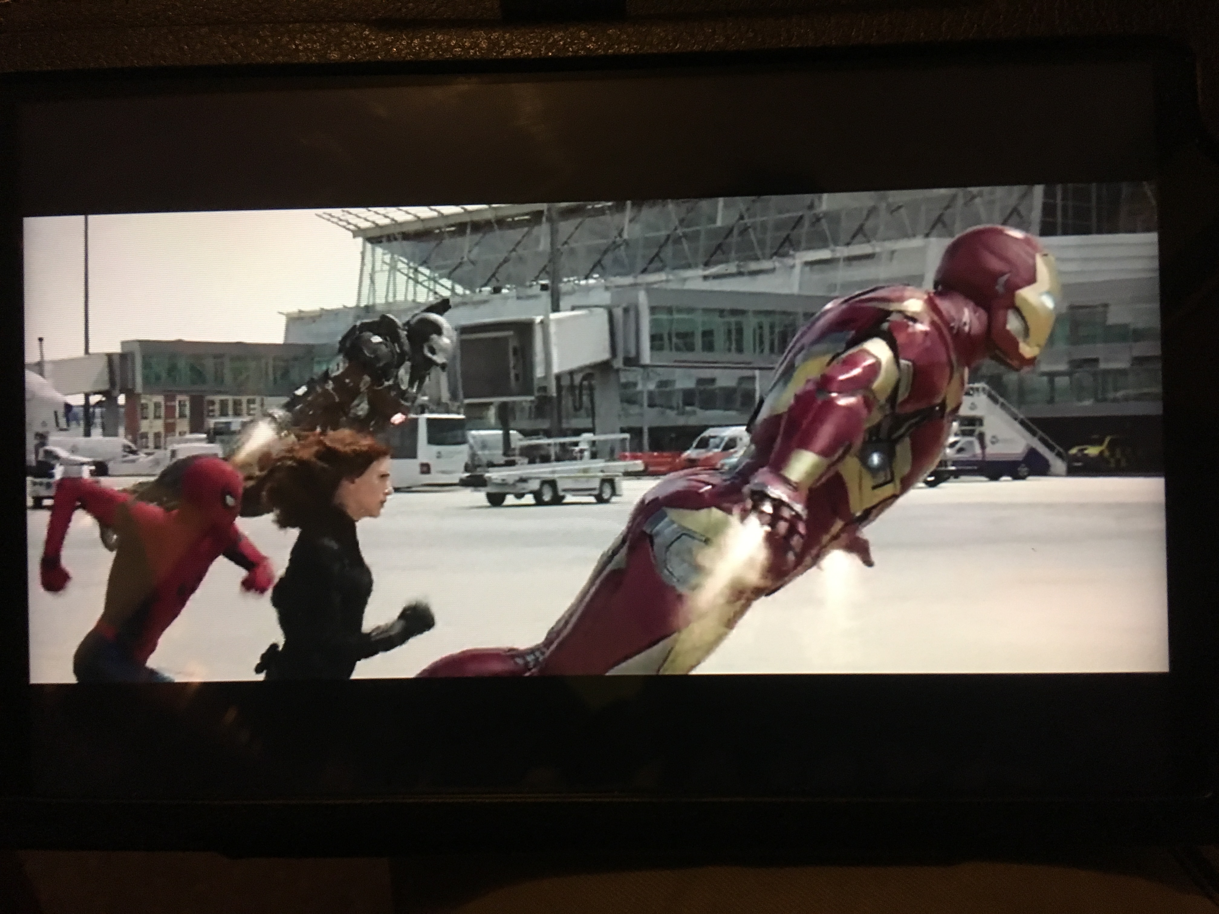 Picture of video playing on the Galaxy Tab A 8" (2017)