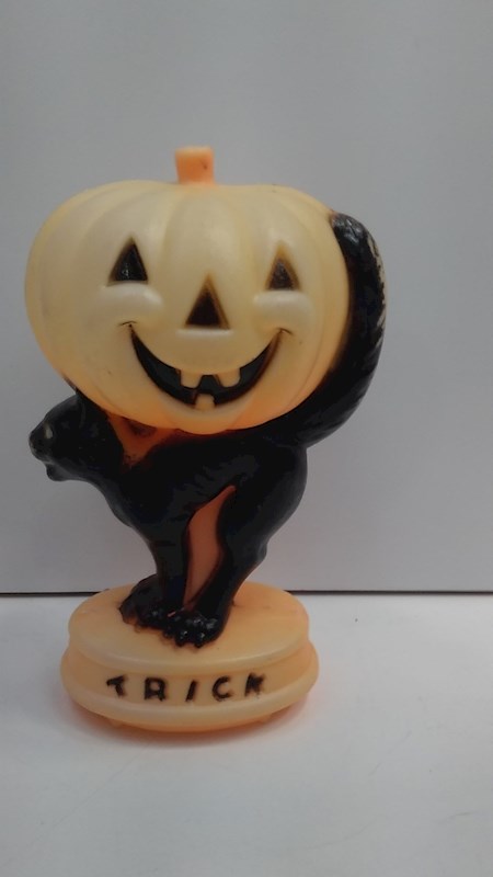 Blow molder Jack-o-lantern